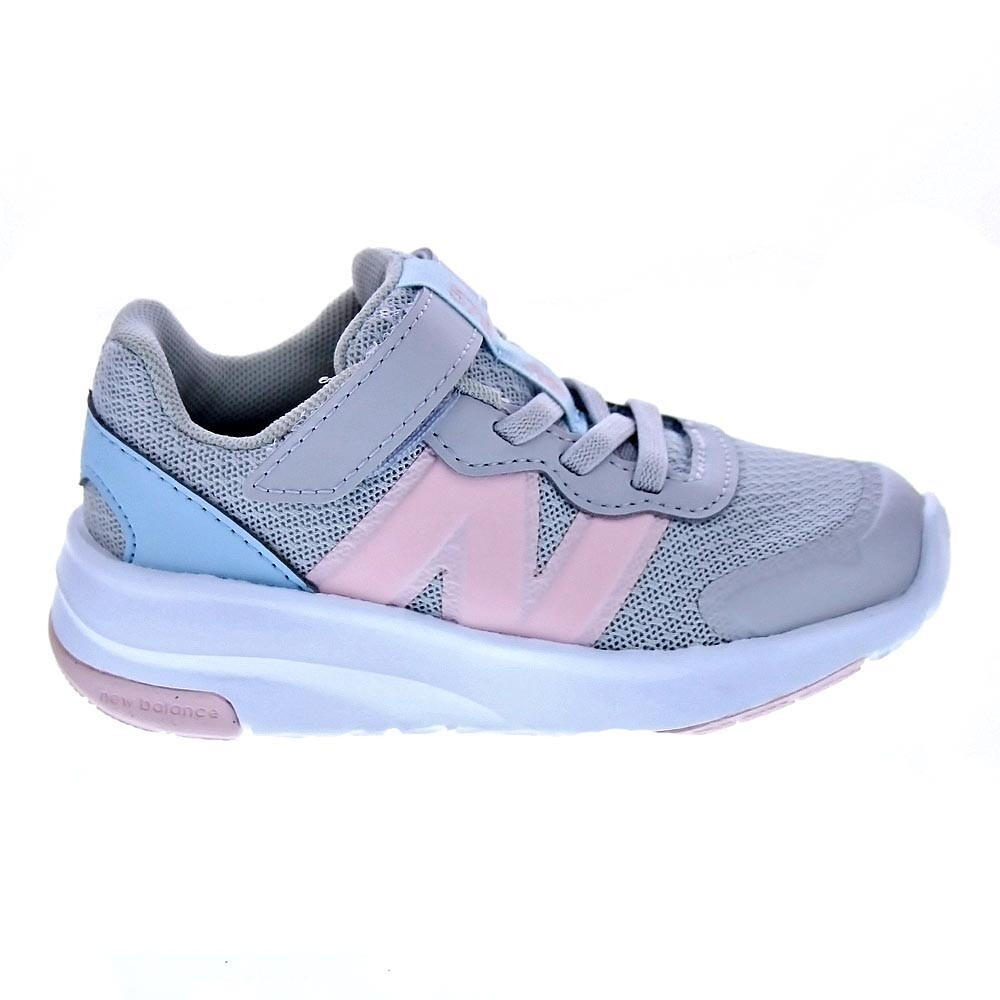 NEW BALANCE picture
