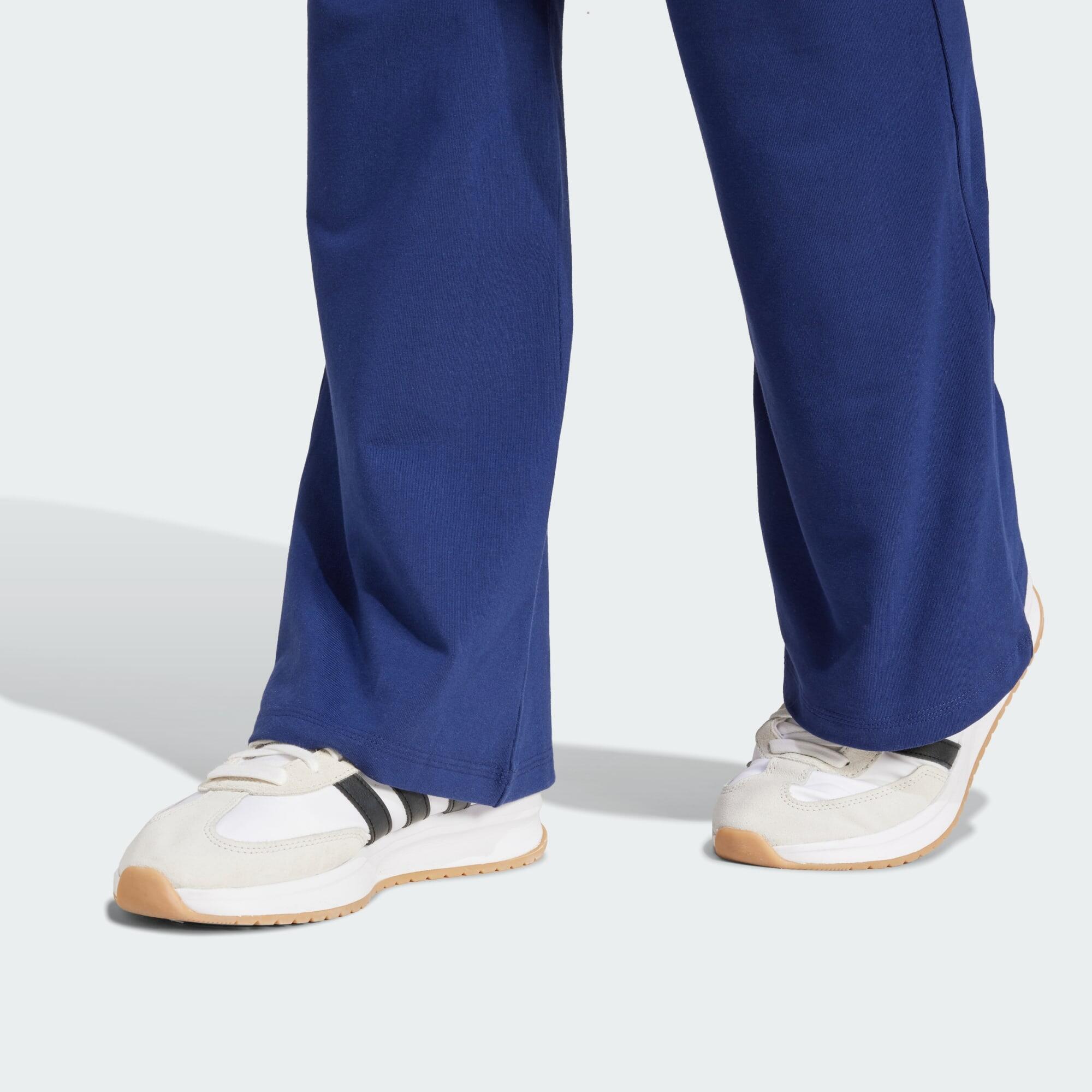 Essentials Small Logo Flared Leggings 5/5
