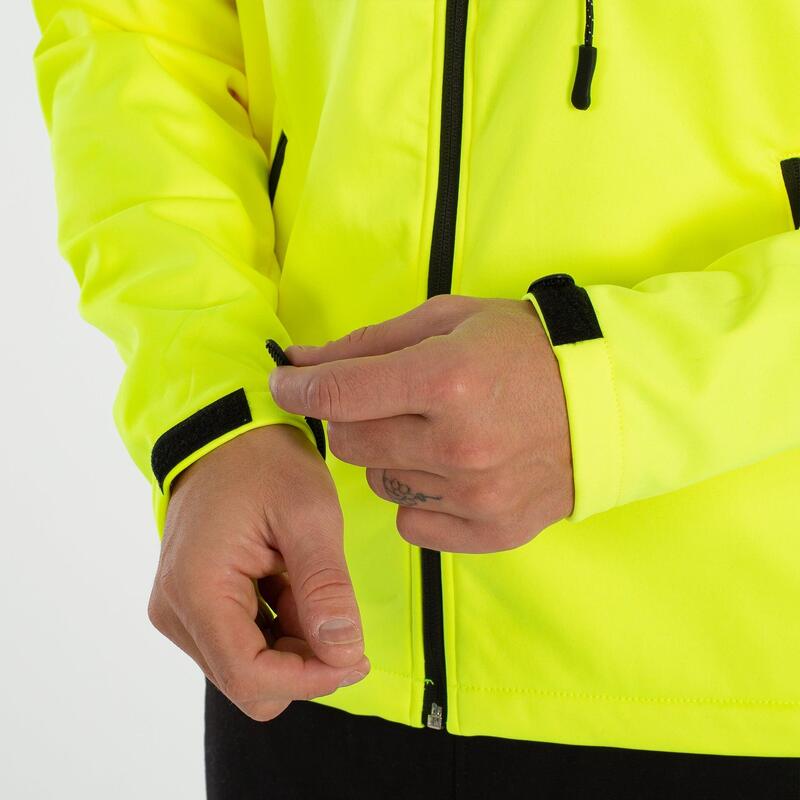 Jachetă softshell impermeabilă cu fermoar frontal și trei buzunare