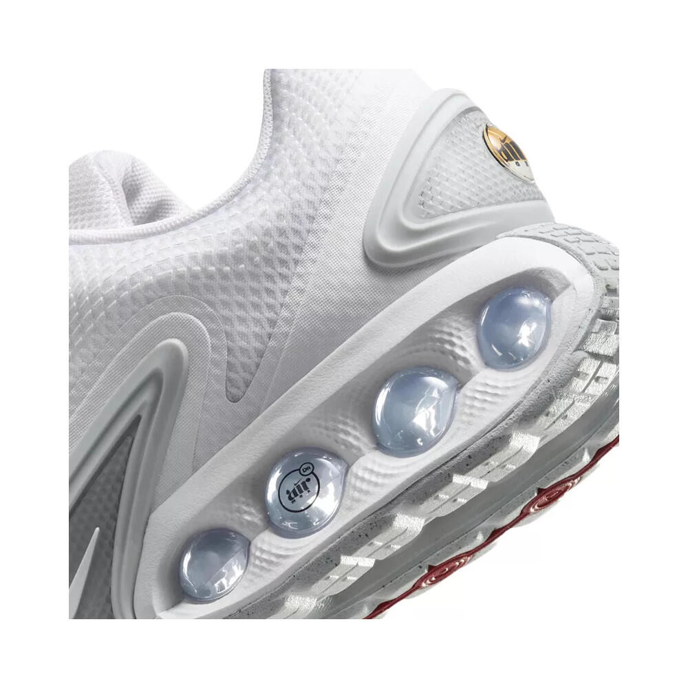 Basket Nike AIR MAX DN 6/7