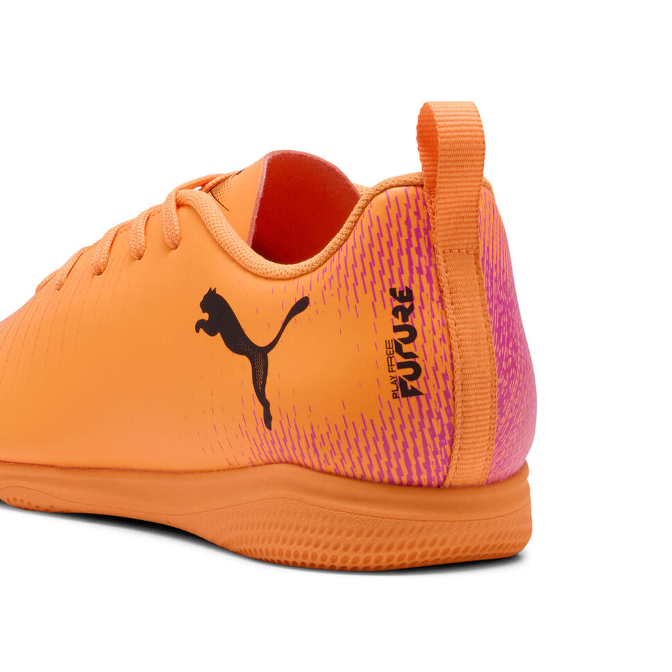 Młodzieżowe halowe buty piłkarskie FUTURE 8 PLAY PUMA