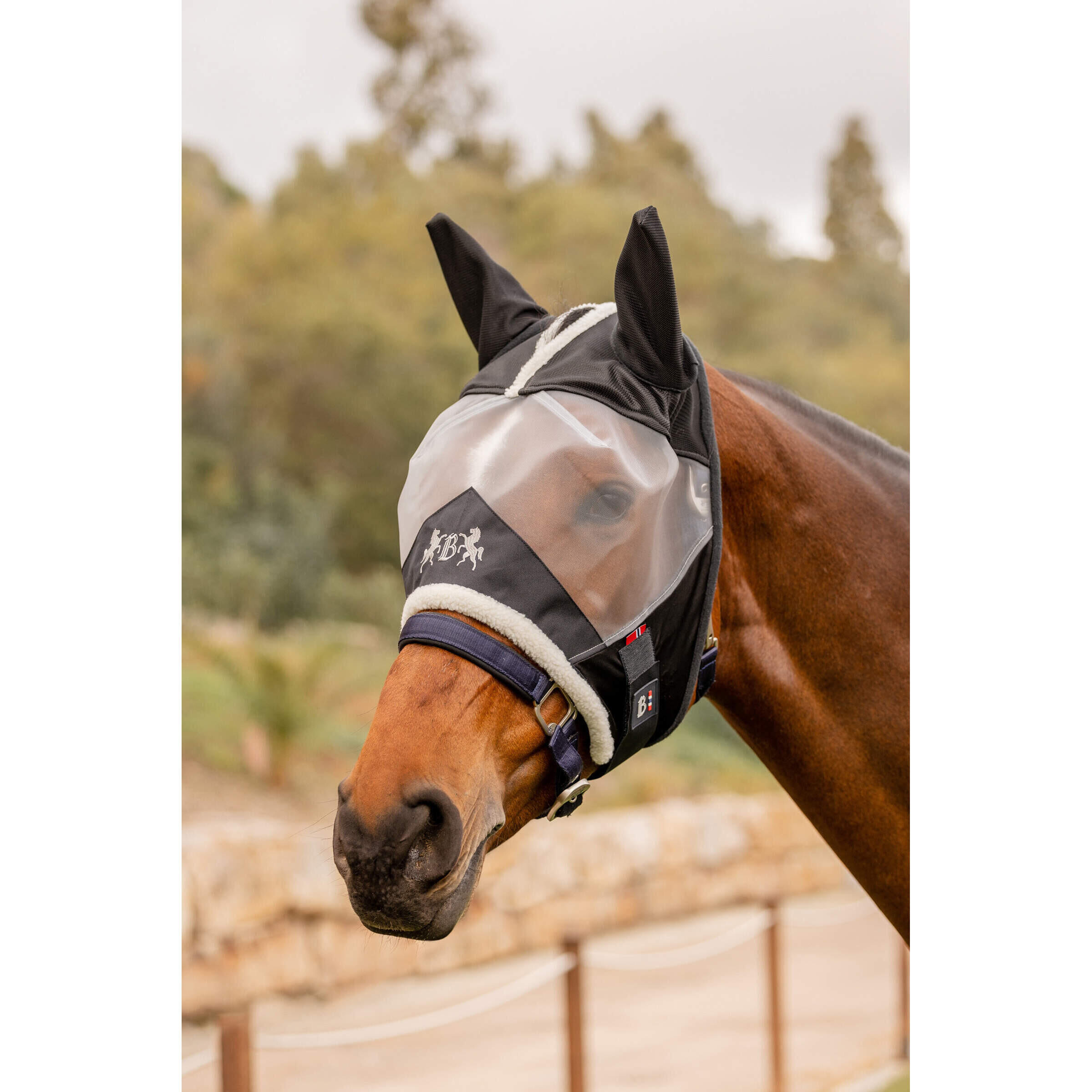 Masque Anti-mouches équin Vivi Bear – Protection UV 80%, Maille Respirante, Oreilles Intégrées, Ajustable – Pour Tous Les Chevaux, été