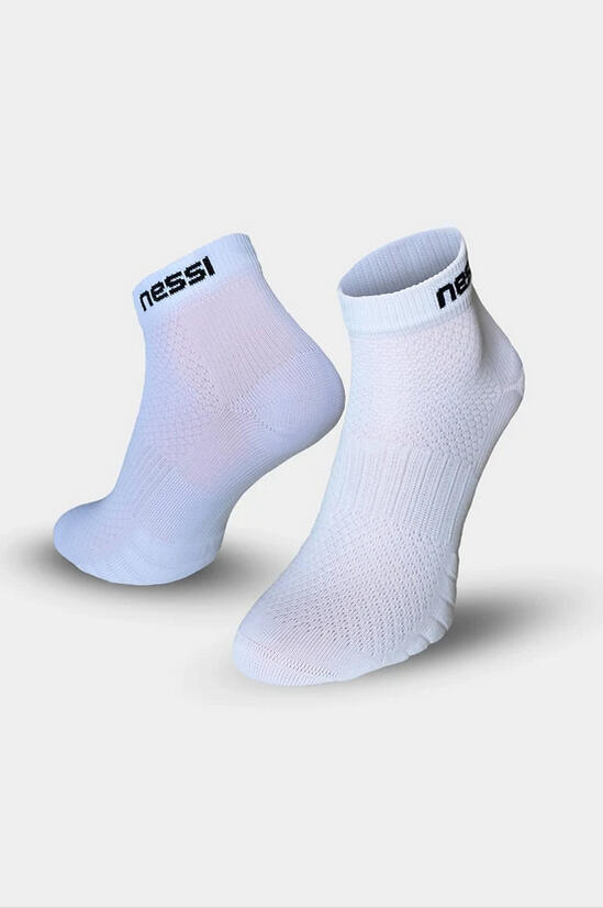 NESSI SPORTSWEAR picture