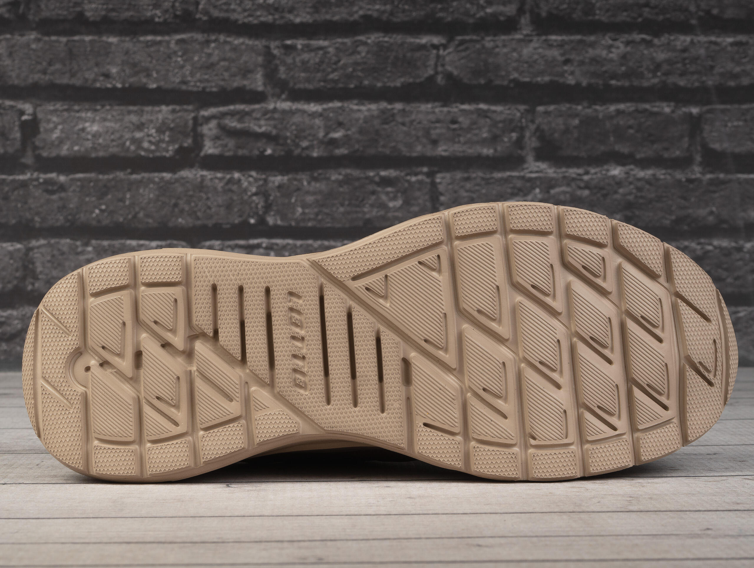 Buty męskie sportowe wsuwane Lotto ROADTIV 5/7