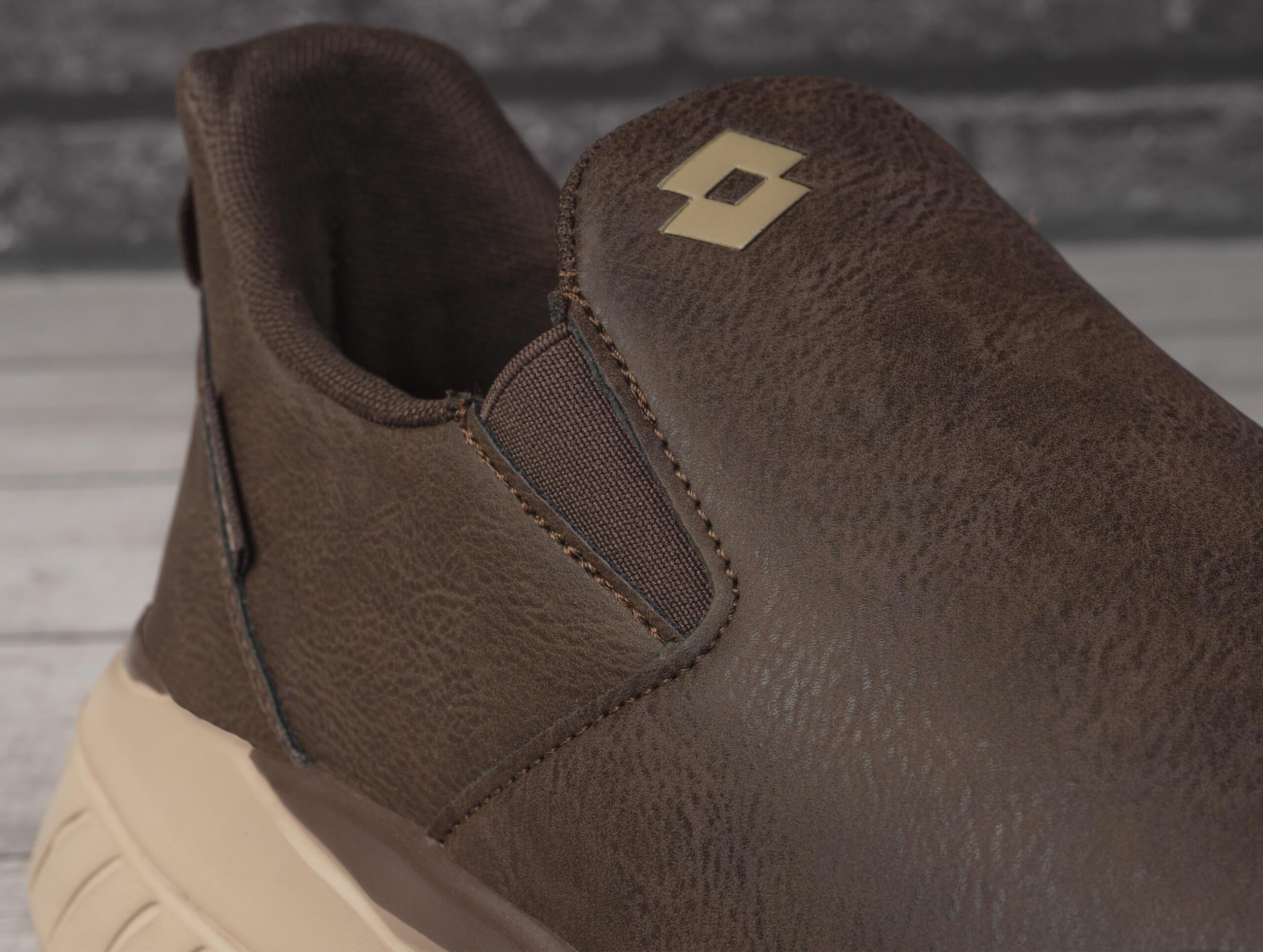 Buty męskie sportowe wsuwane Lotto ROADTIV 6/7