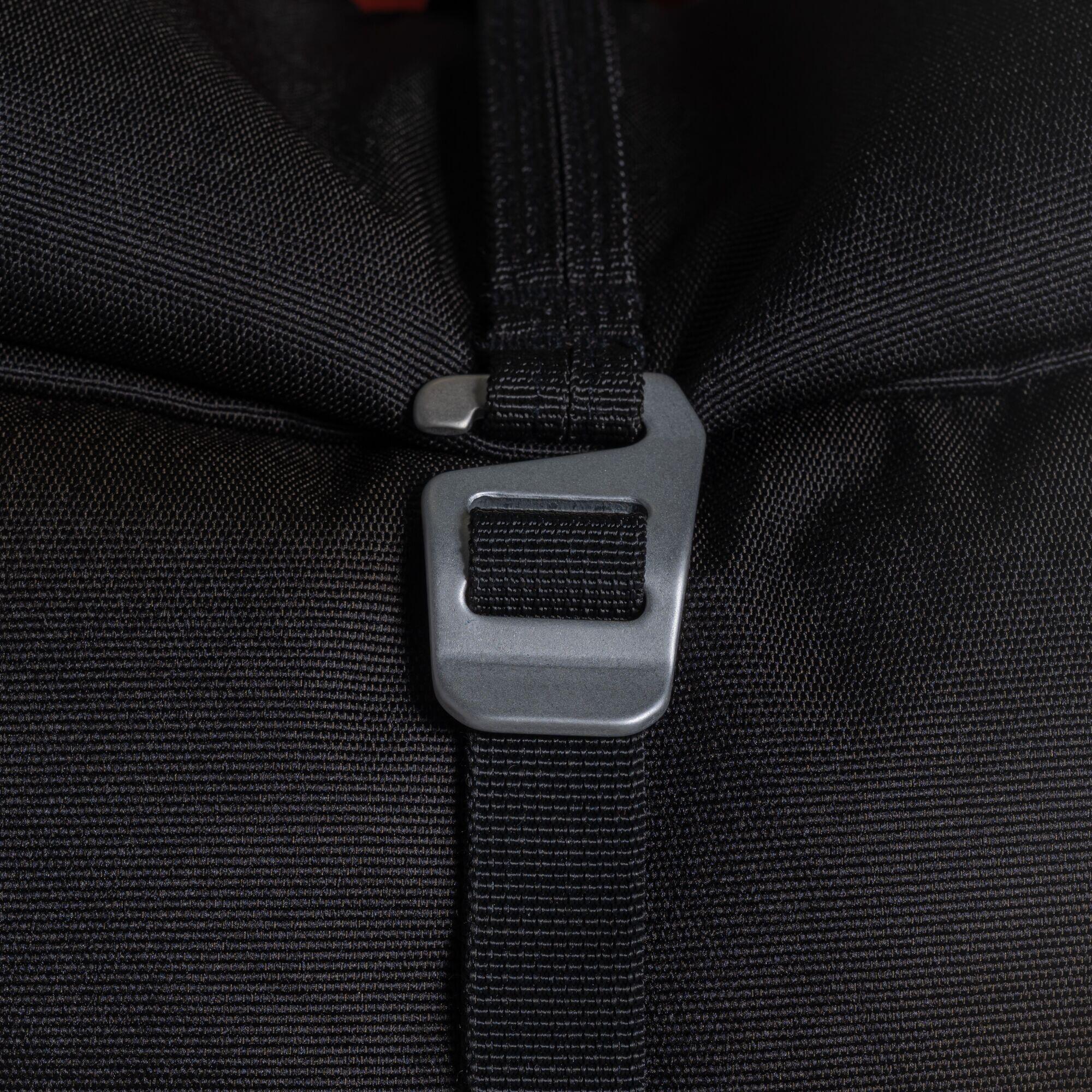 20L Kiwi Classic Rolltop Backpack II 3/7