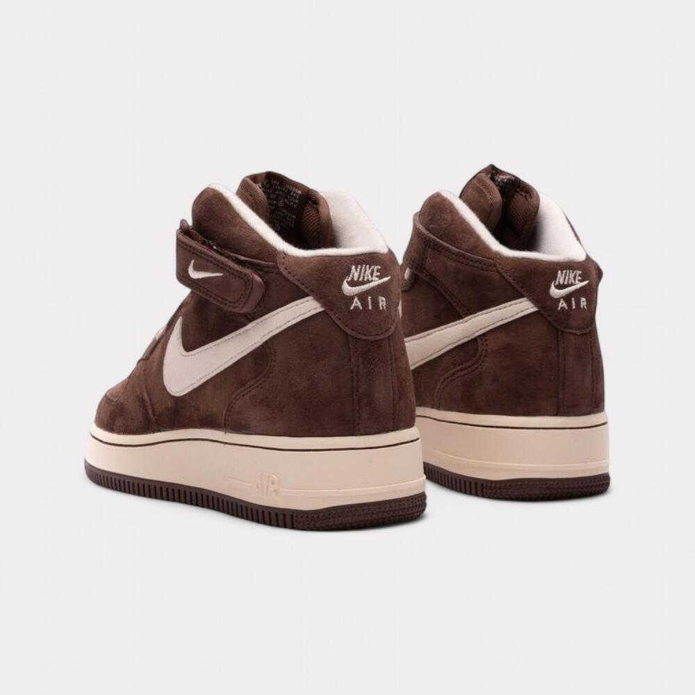 Air Force 1 Mid Chocolate 3/4