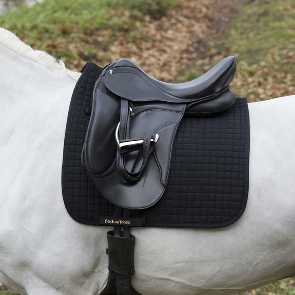 Tapis dressage Back on Track No I 2/2
