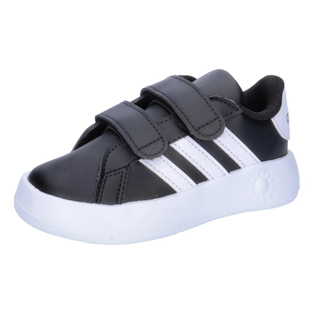 Sneakers Adidas model ID5272 for baby