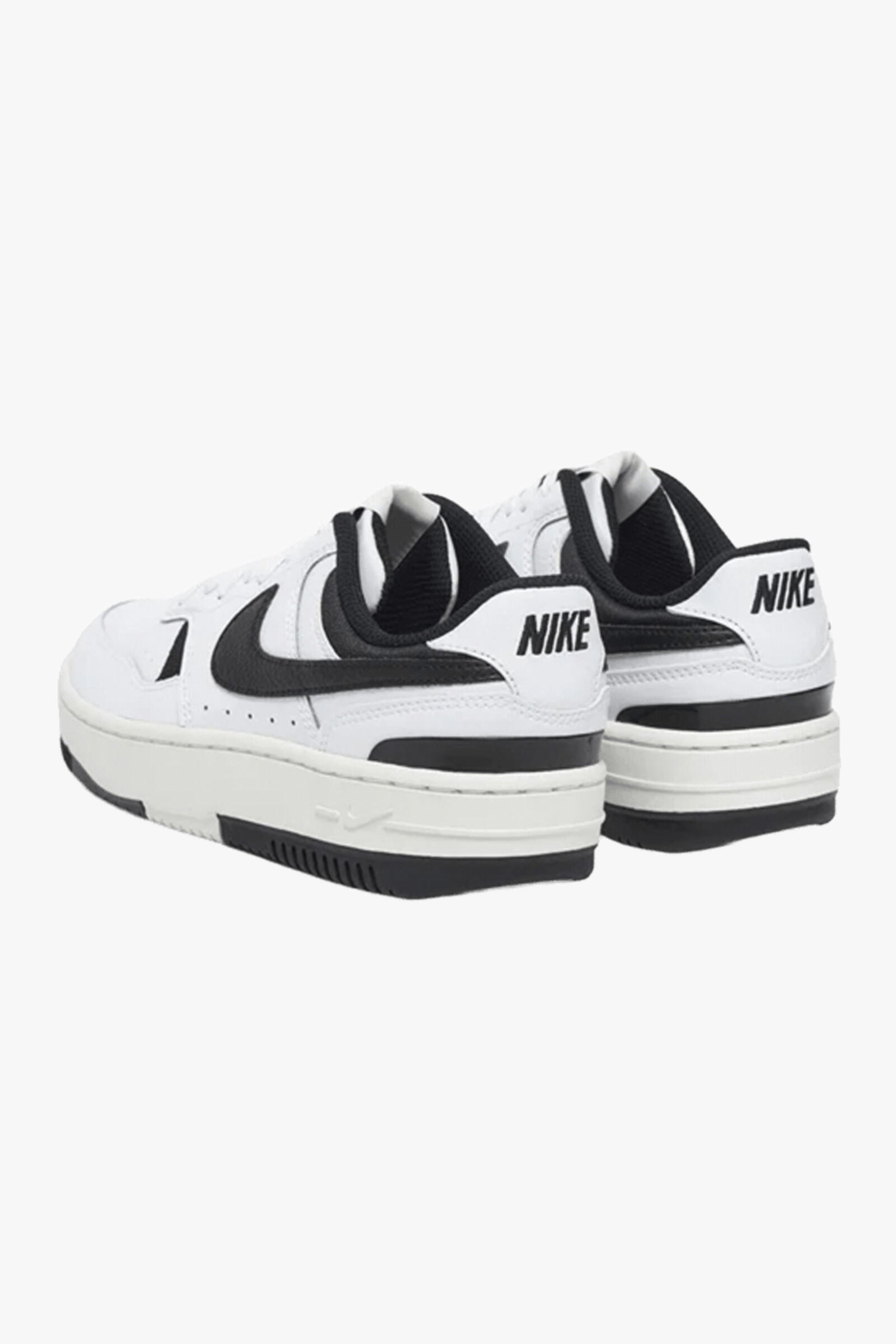 Nike Zapatillas Gamma Force Blanco/negro 4/5
