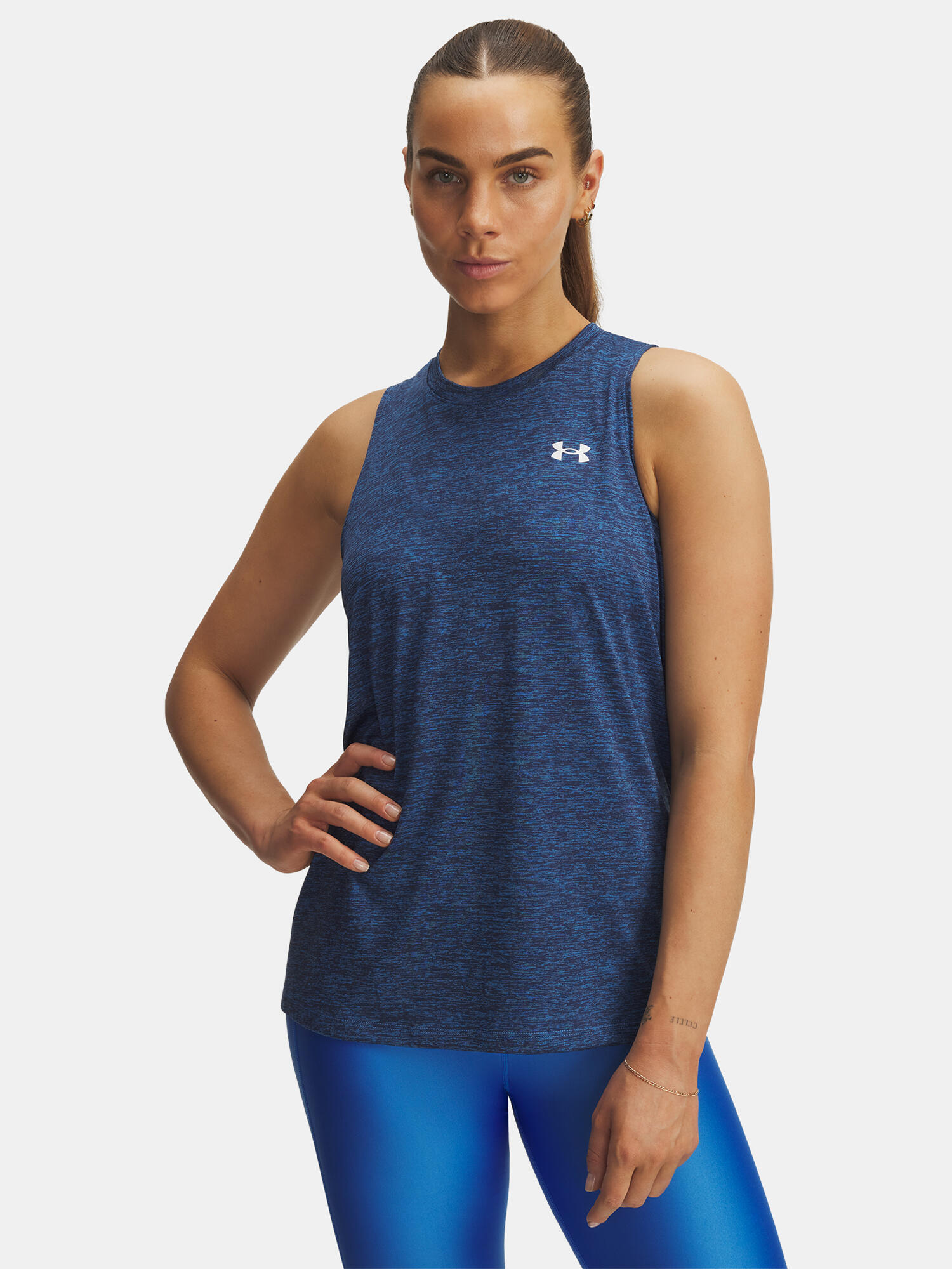 UNDER ARMOUR picture