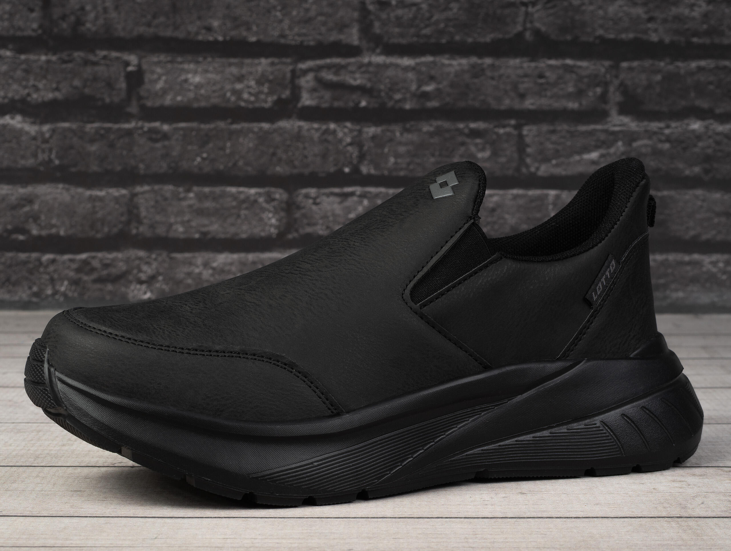 Buty męskie sportowe wsuwane Lotto ROADTIV 3/7
