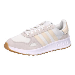 Baskets Adidas modèle IH8622 pour femmes