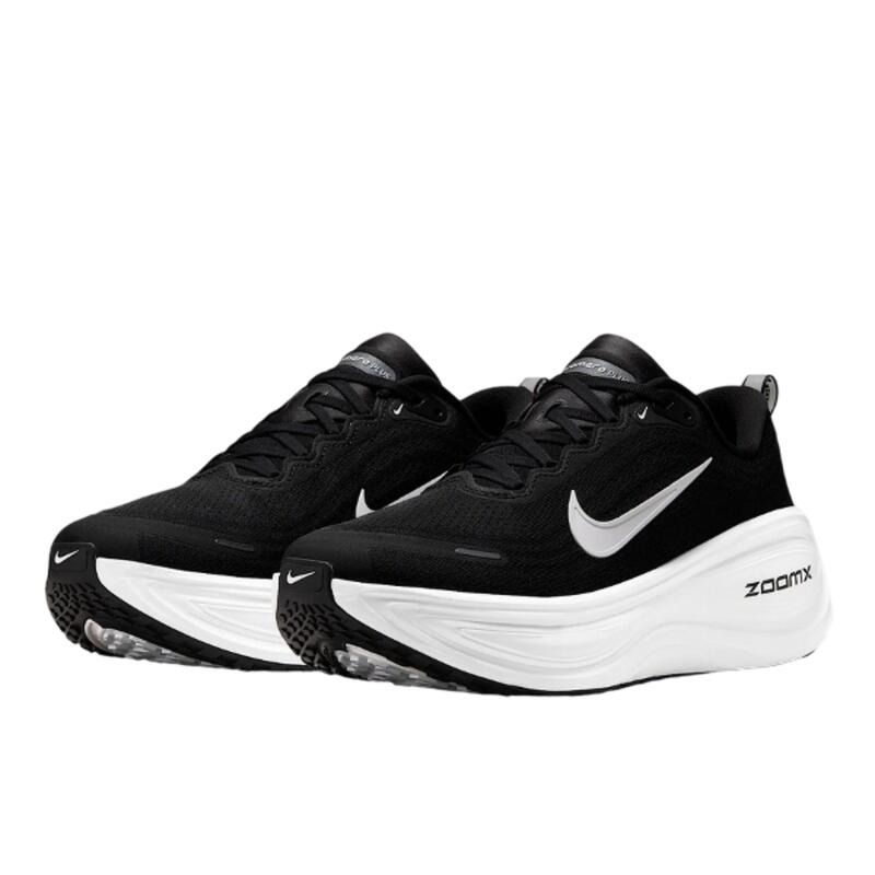 Vomero Plus Black White