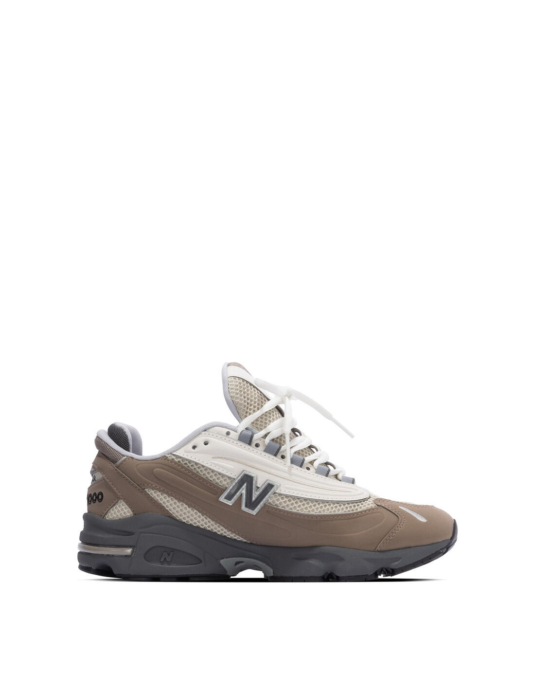 NEW BALANCE picture