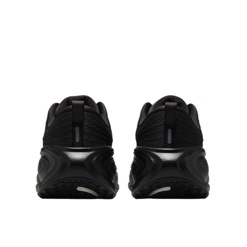 Vomero Plus Black