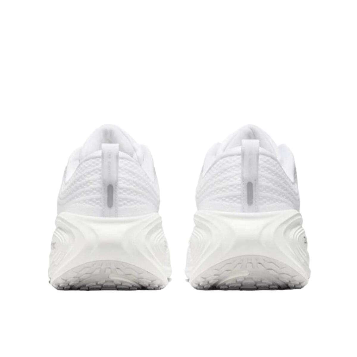 Scarpe  Vomero Plus White 3/4