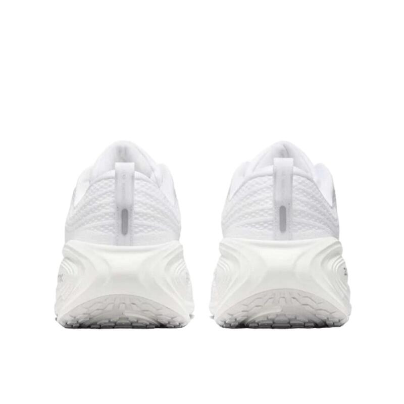 Vomero Plus White