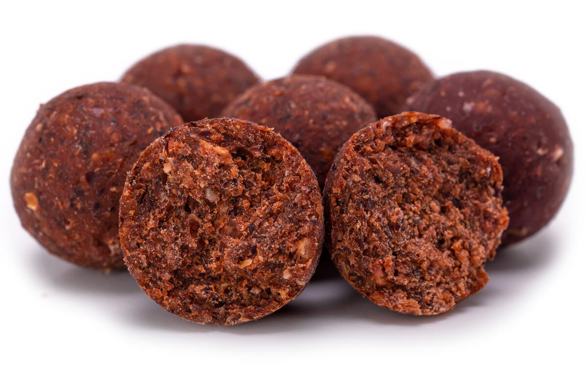 Kulki proteinowe SuperFeed Pure 18mm/1 kg Fish&Robin Red