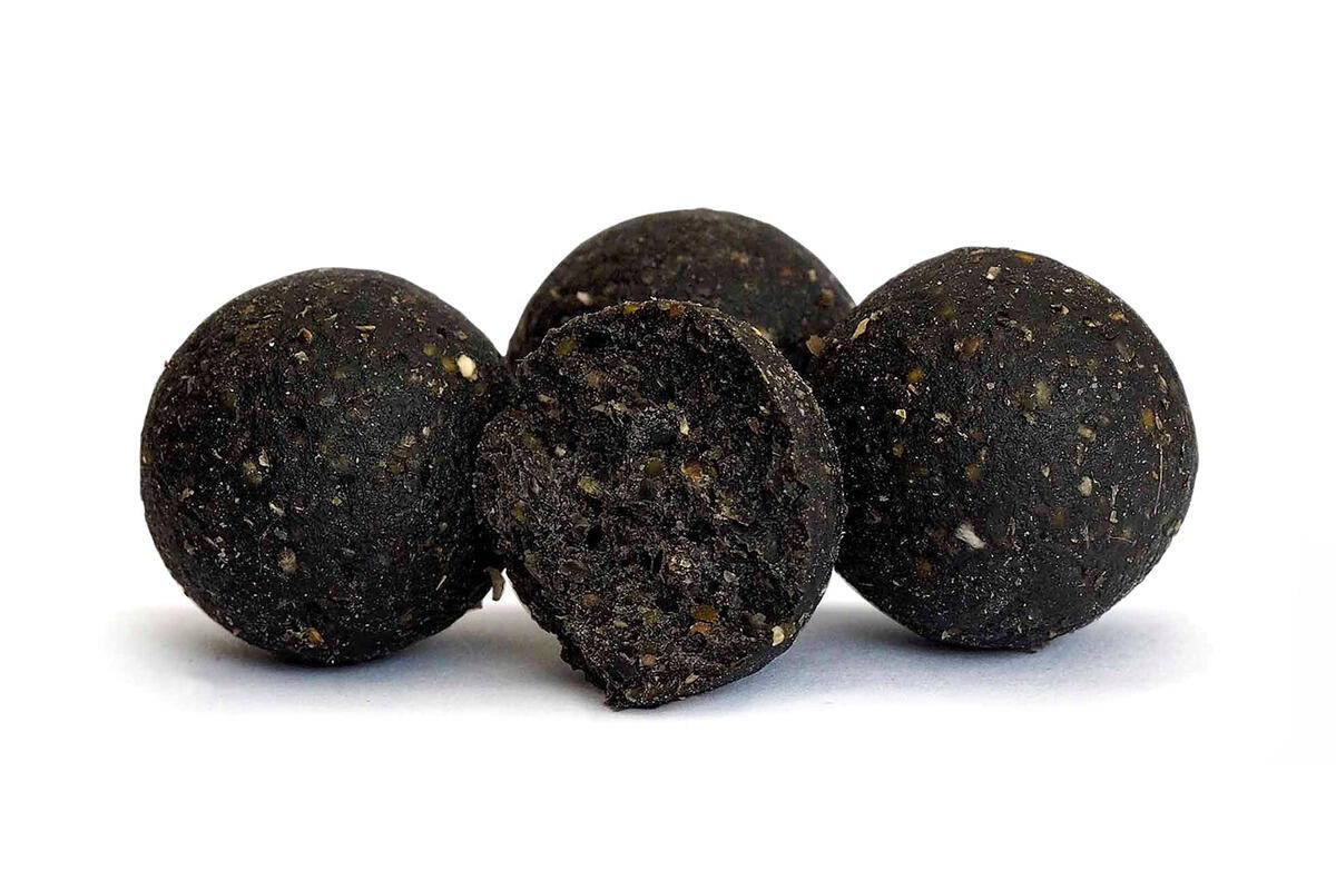 Kulki proteinowe Carp Food Boilies 18mm/10kg Czarny Halibut