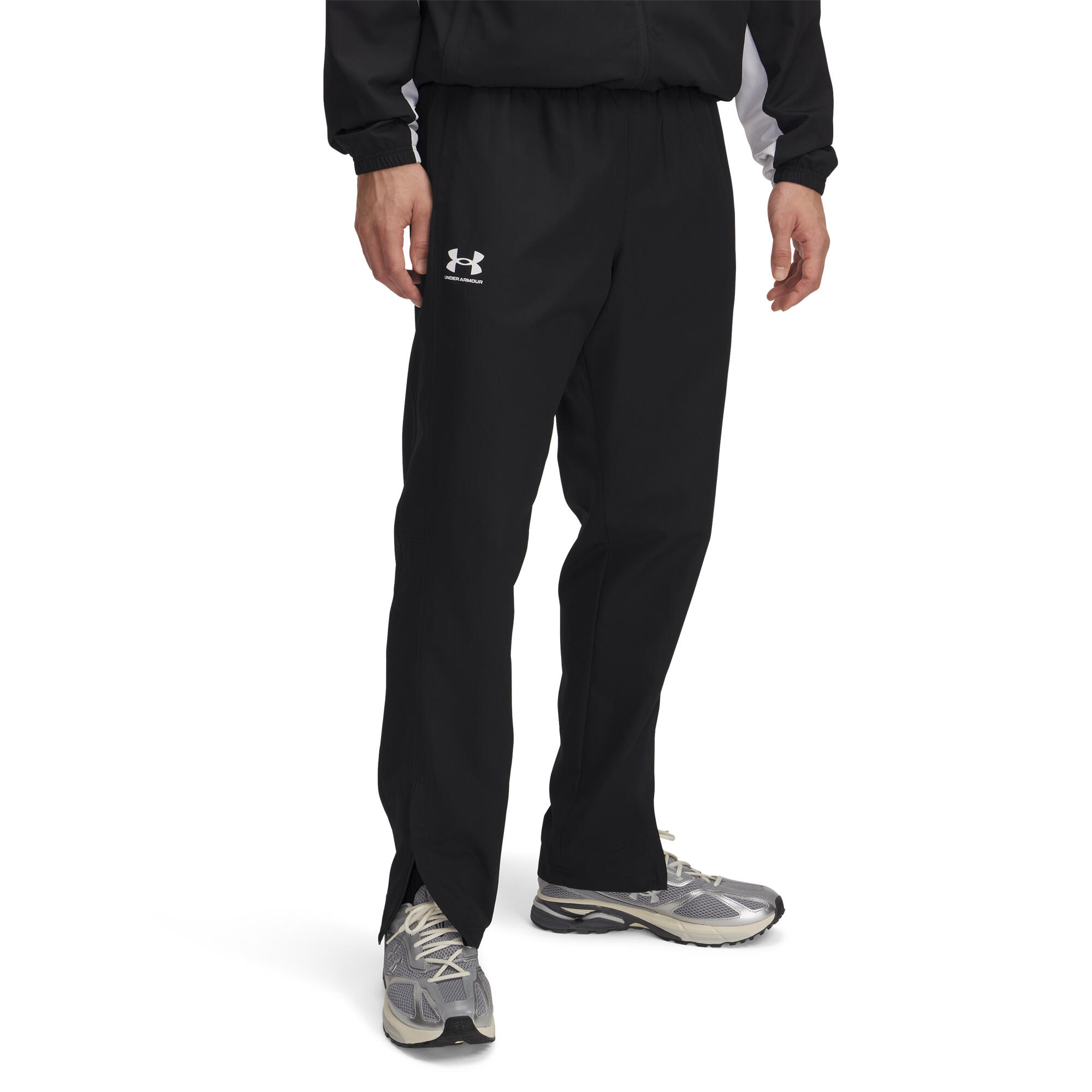 UNDER ARMOUR picture