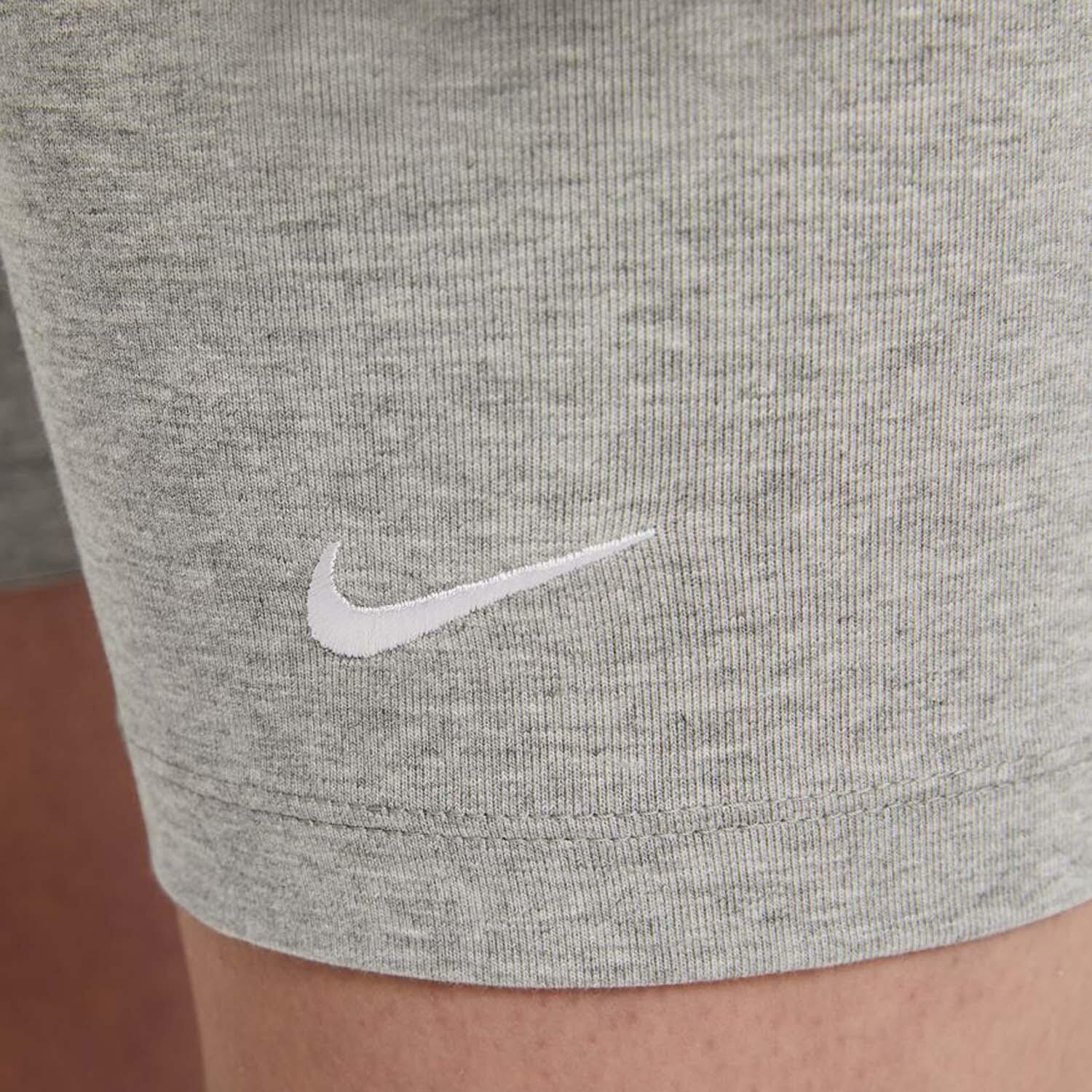 Spodenki treningowe damskie Nike Essentials Bike 3/5