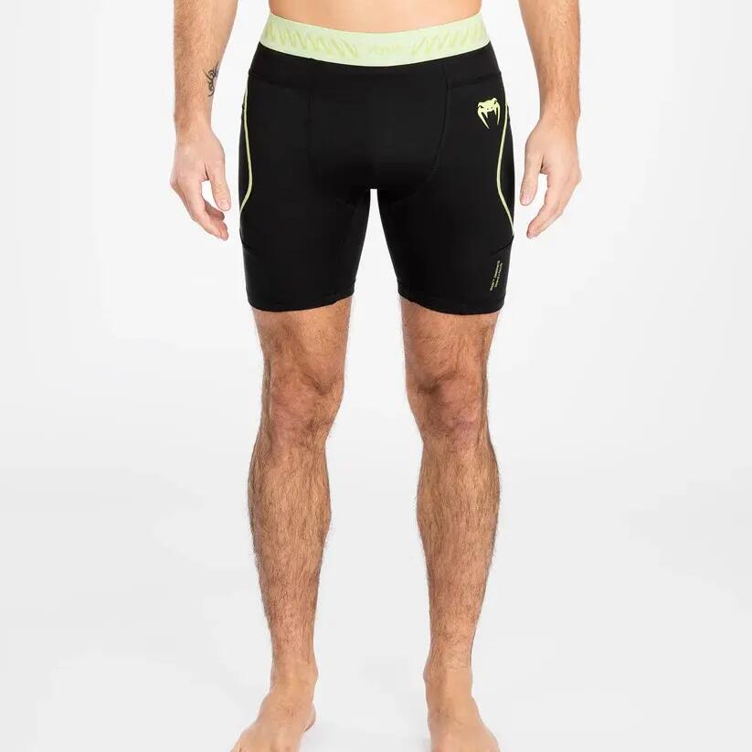 Venum Vale Tudo Fusion 2.0 Shorts Black/Yellow M