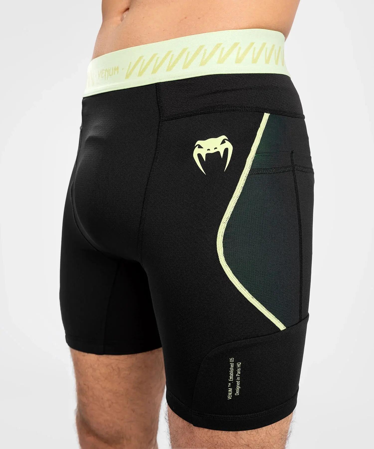 Pantaloncini Venum Vale Tudo Fusion 2.0 Nero/Giallo M 4/7