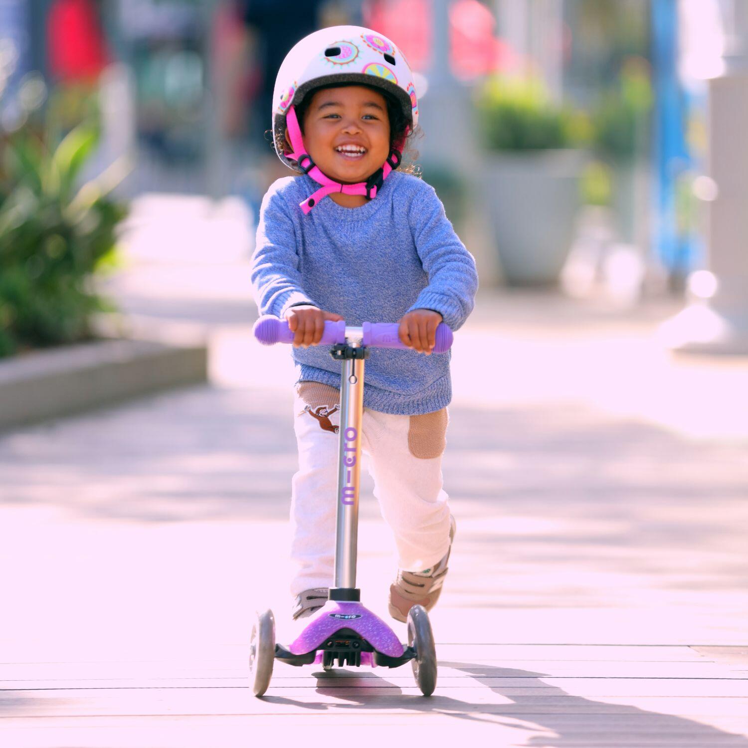Trottinette enfant Mini  Deluxe Glitter  LED 2/7