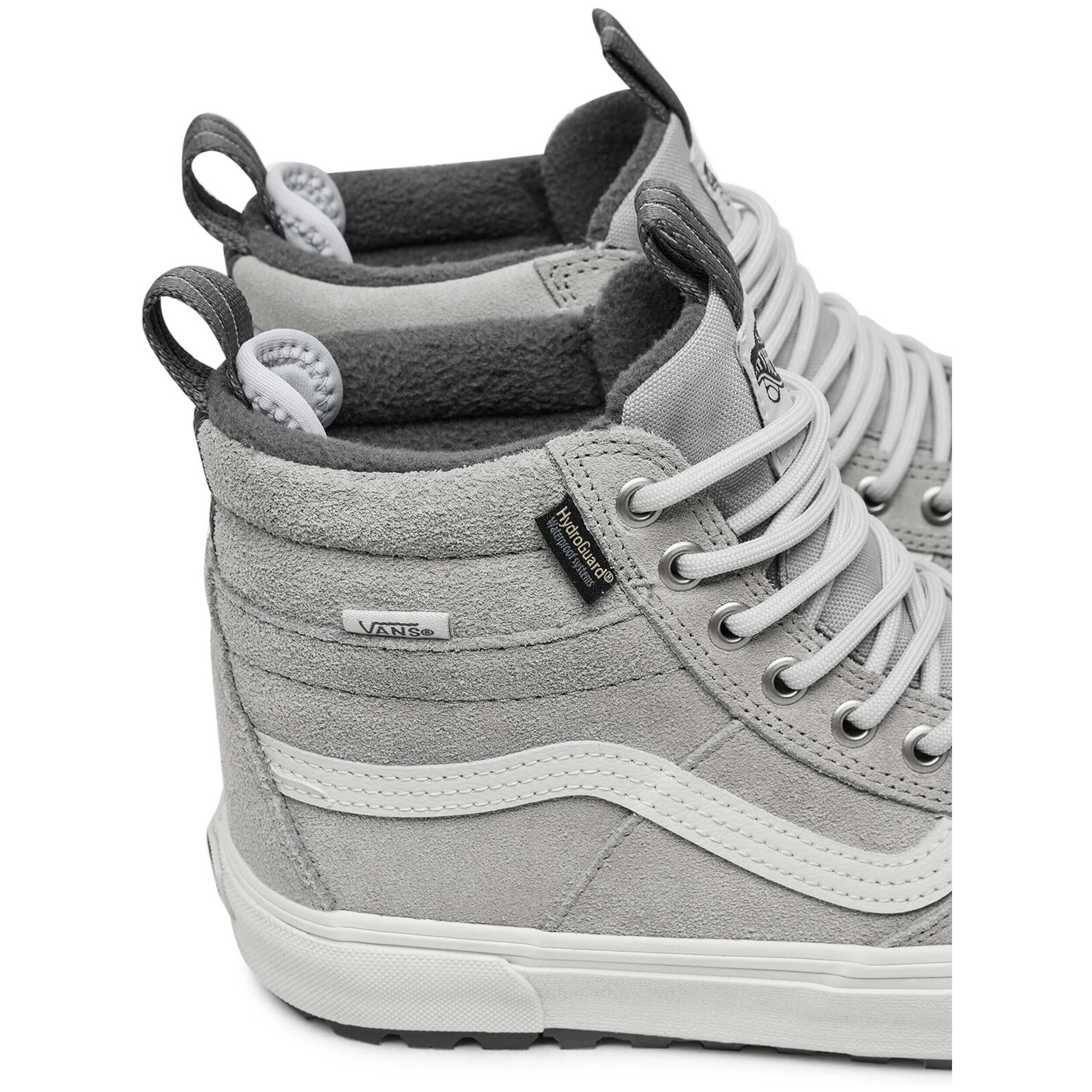 Sapatilhas Vans modelo VN000CVTBGF1 para mulheres 4/5