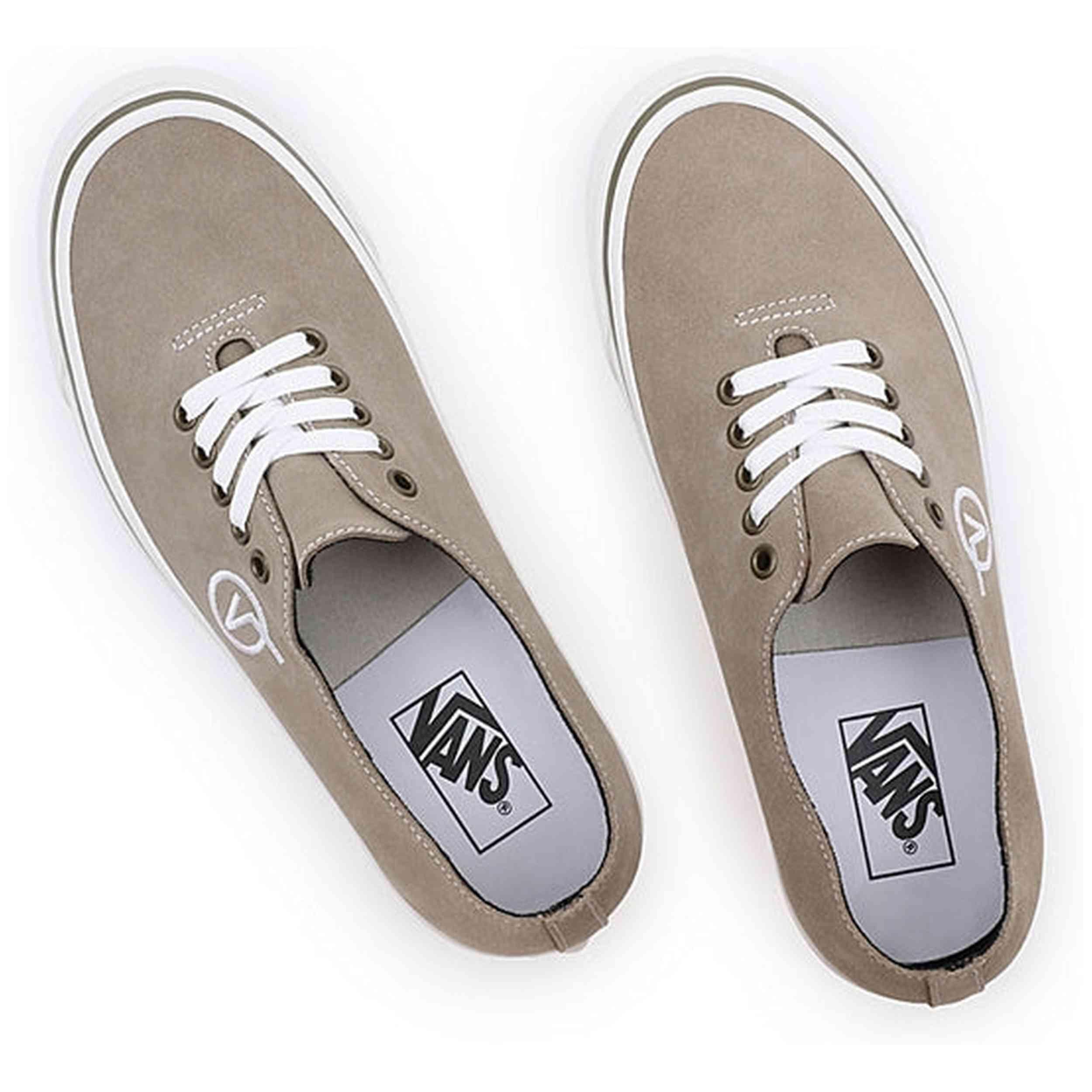 Sapatilhas Vans modelo 48650716905811 para homem 4/4