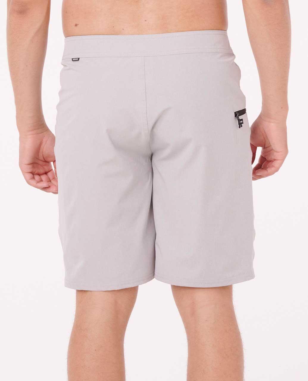 Bermuda Masculina 21" de Secagem Rápida com Bolso Cinza Mescla 3/7
