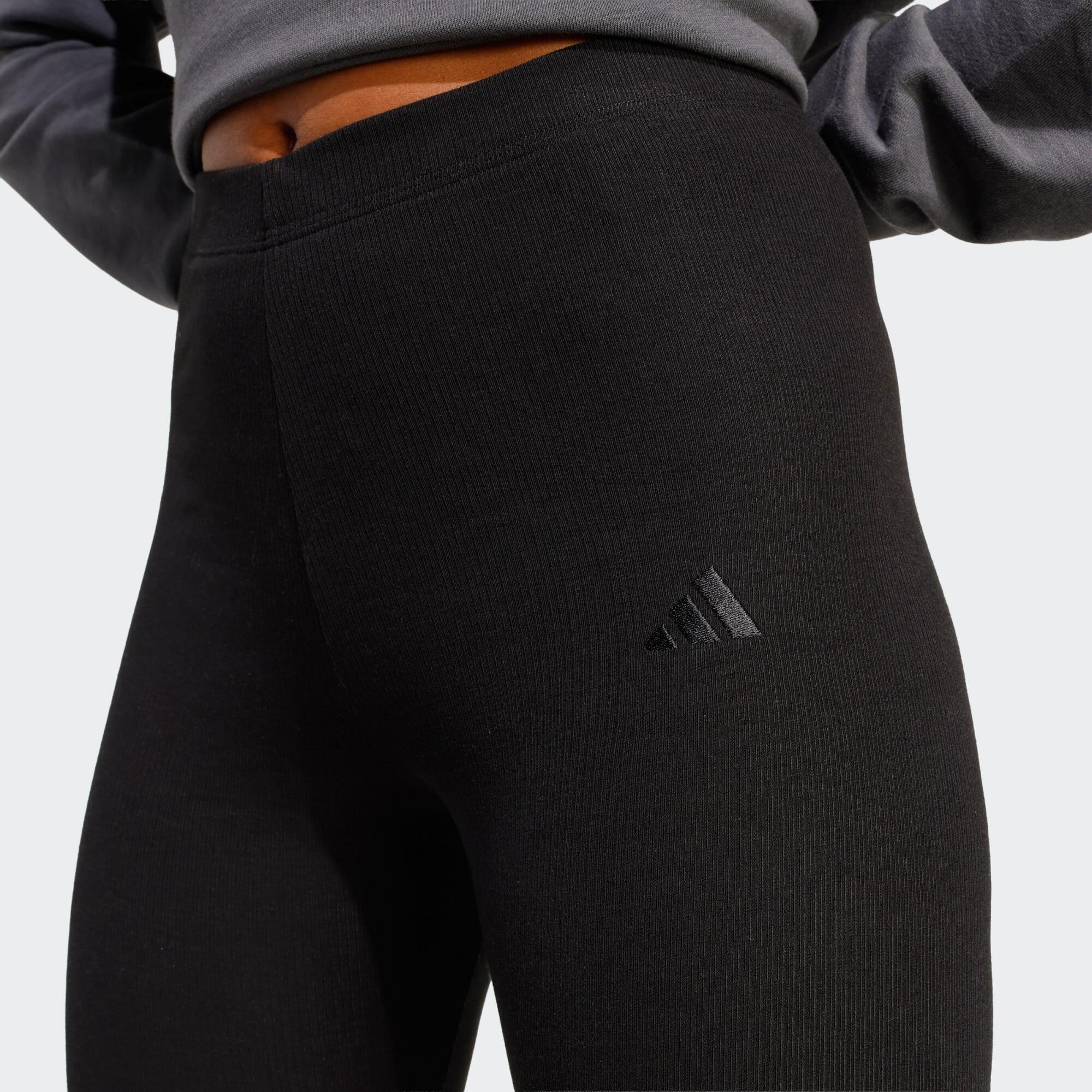 Seasonal Essentials Rib Capri Leggings 4/5