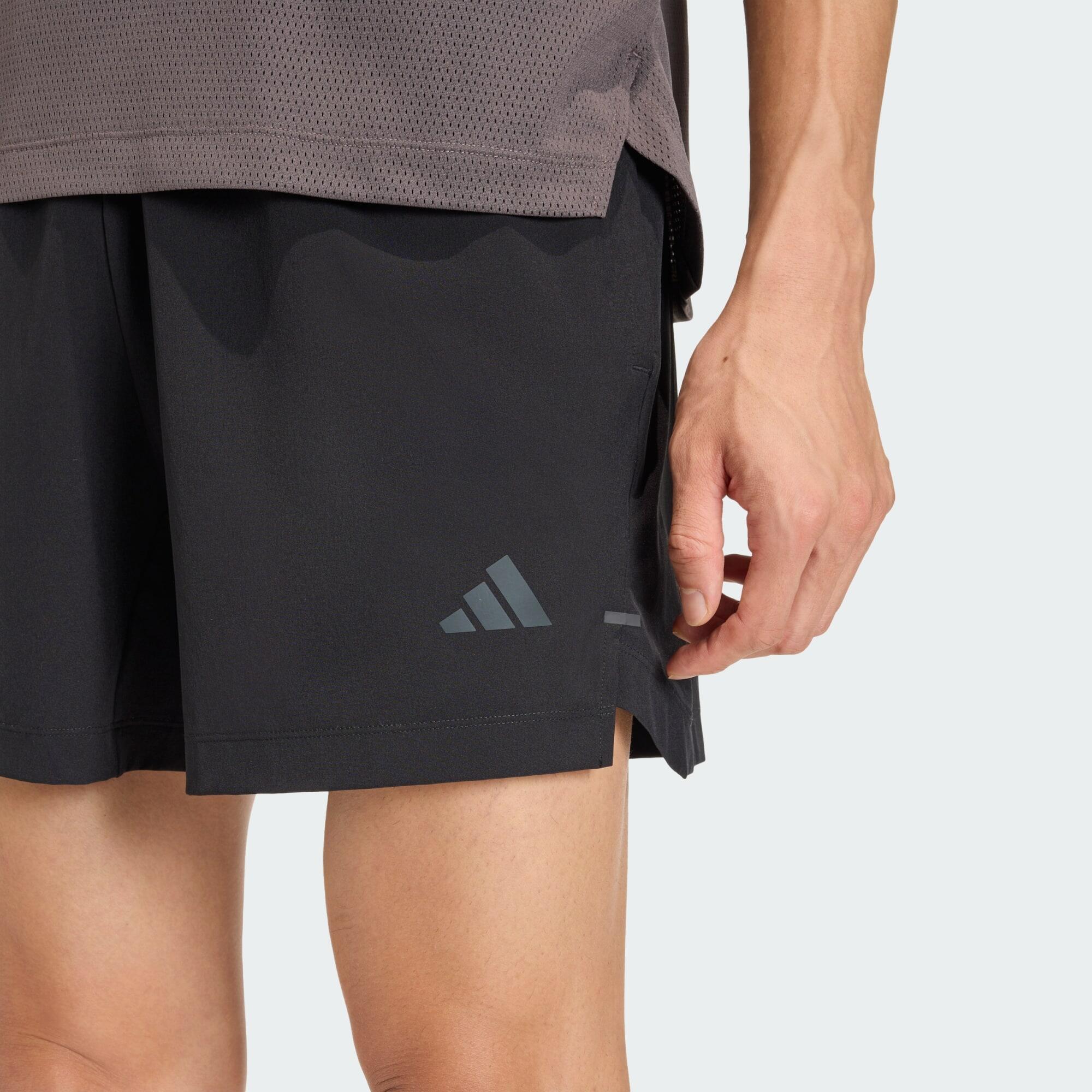 D4T Essentials Shorts 4/6