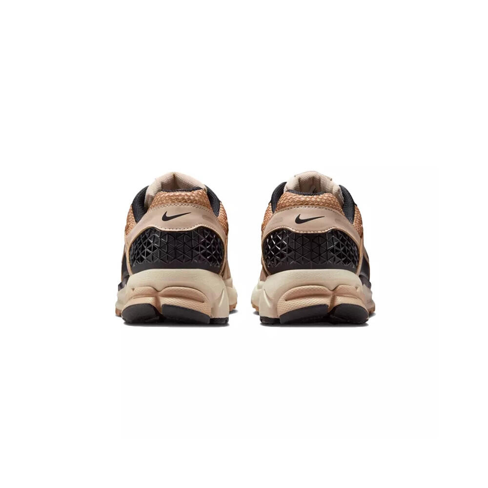Basket Nike W VOMERO 5 6/7