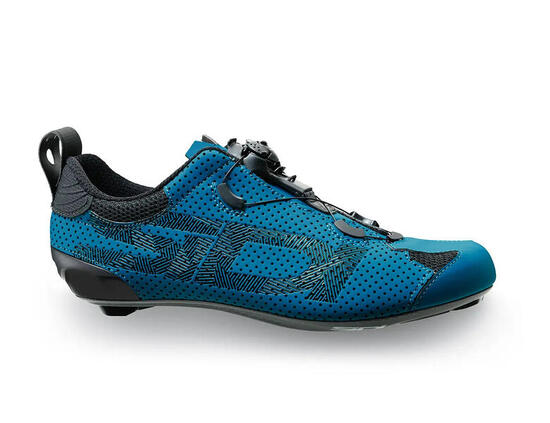 TRI-SIXTY blaue Schuhe