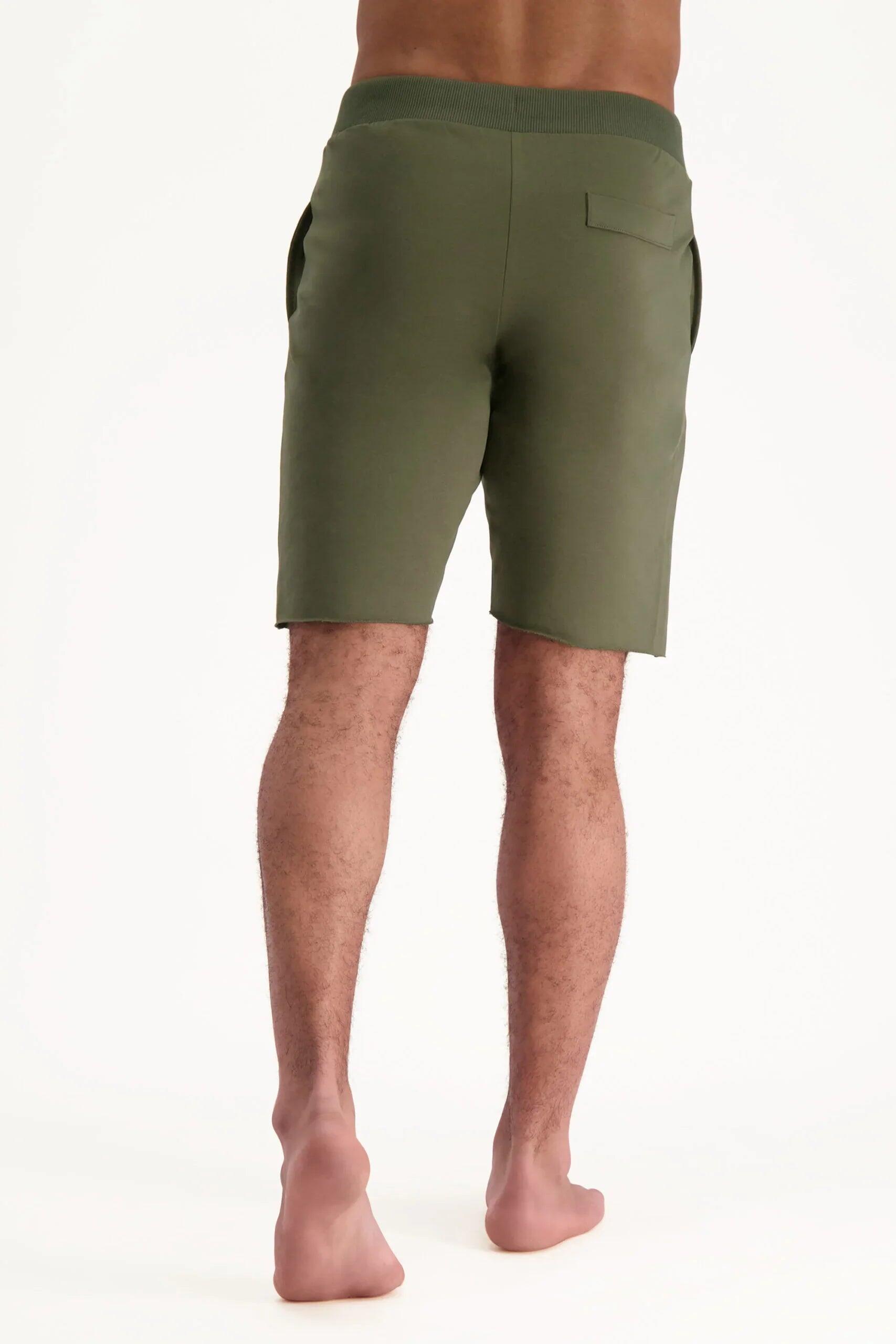 Yoga et Pilates Shorts Bodhi - confortable et tendance  - Vert olive 3/5