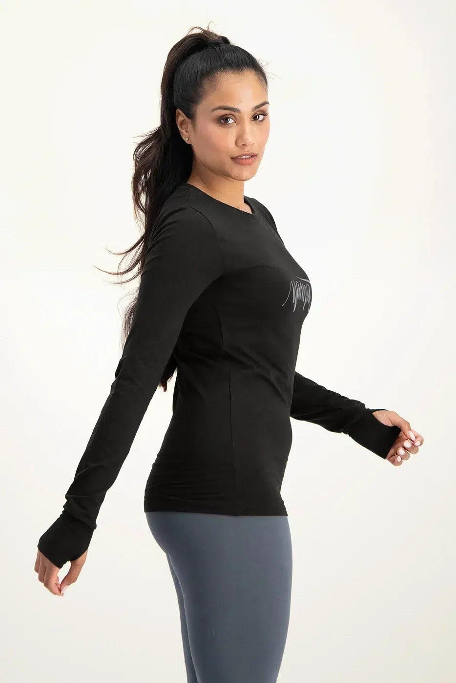 T-shirt à manches longues doux et ample Namaste - Noir Onyx 2/5