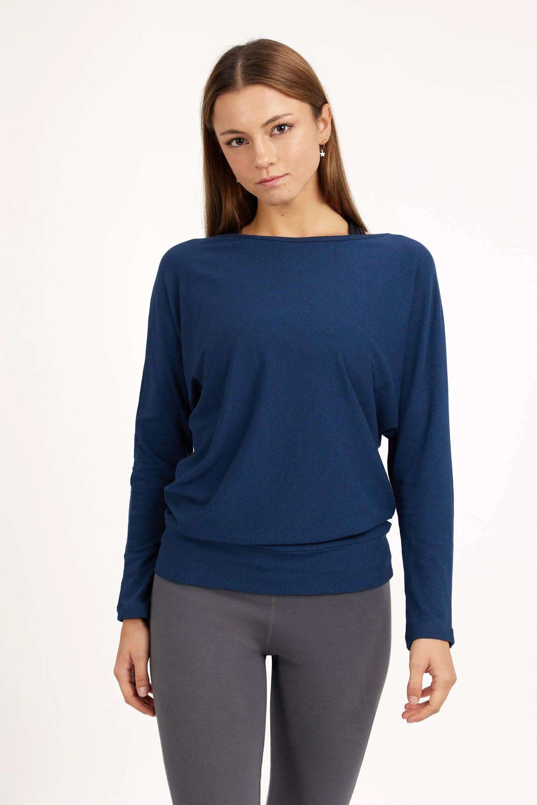 Chemise de Yoga et Pilates à manches longues Budhi, manche chauve-souris-Blue 1/5