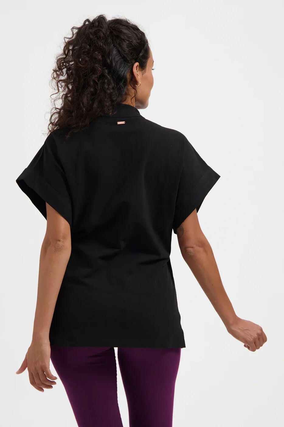 Top Kimono de Yoga et Pilates et Pilates Yumea – Noir Onyx 3/5