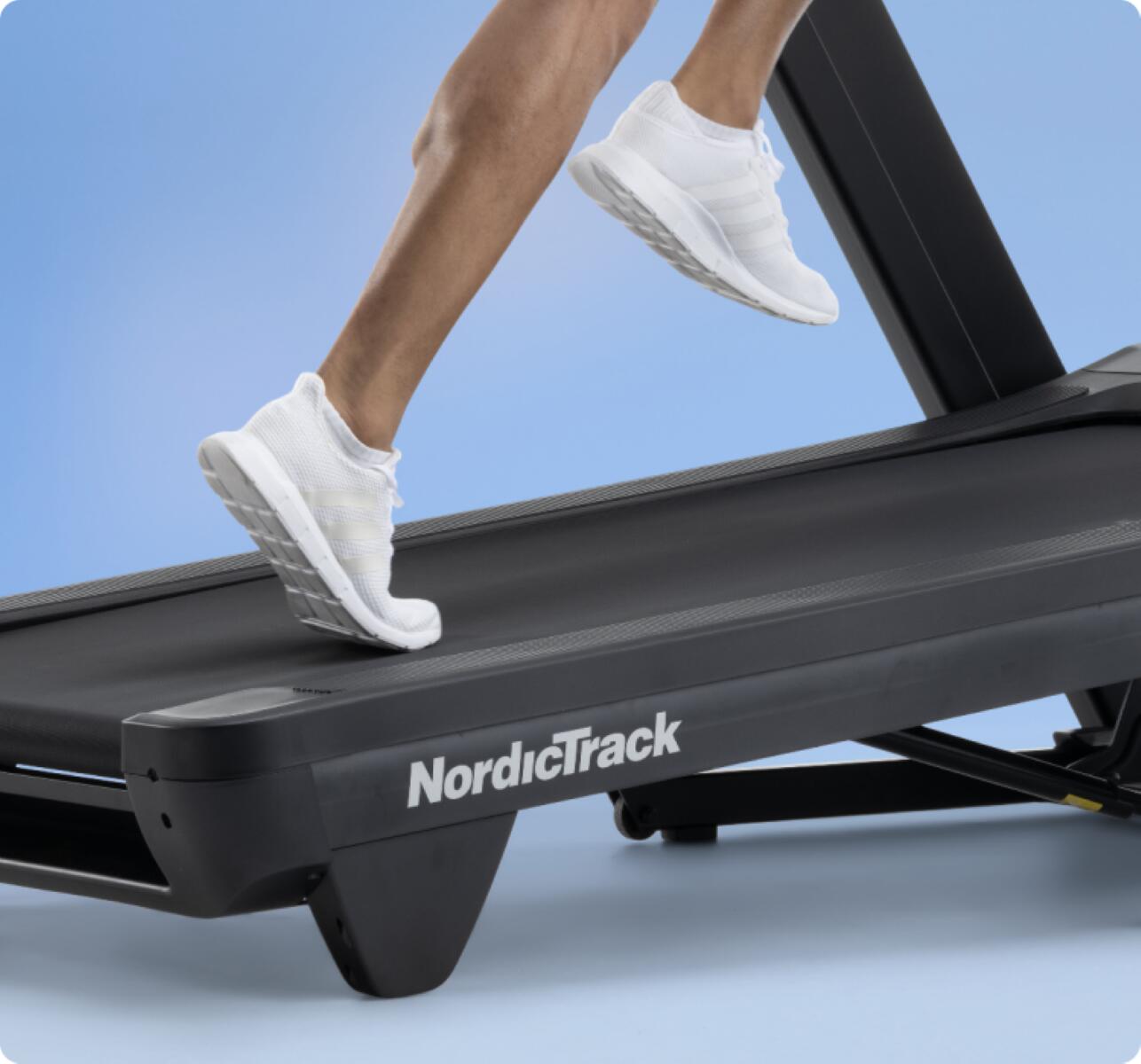 Tapis de course Commercial LE / Inclinaison +12% / -3% 4/7