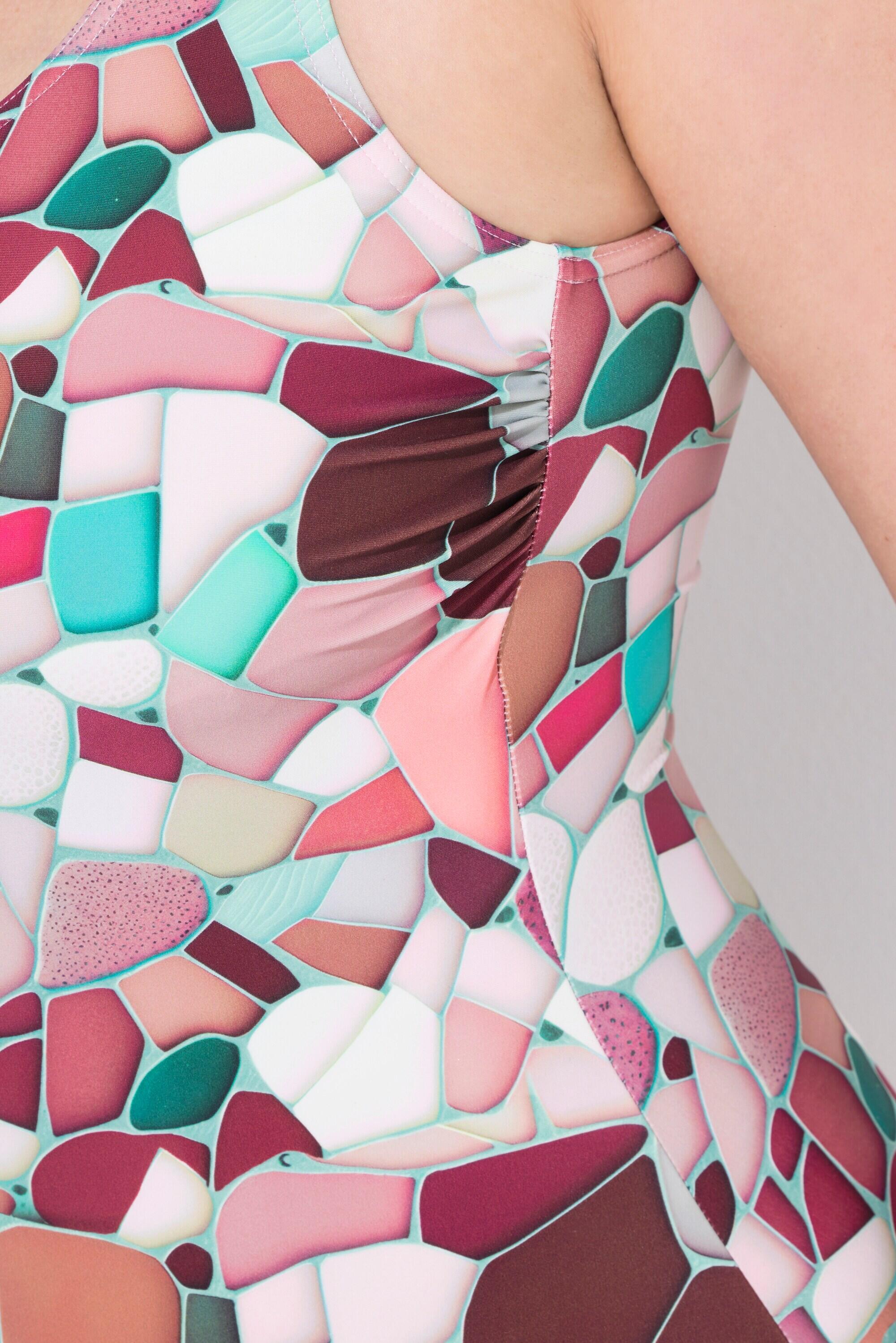 Femme Maillot de bain sans bonnets souples. Motif mosaïque. Décolleté rond 4/7