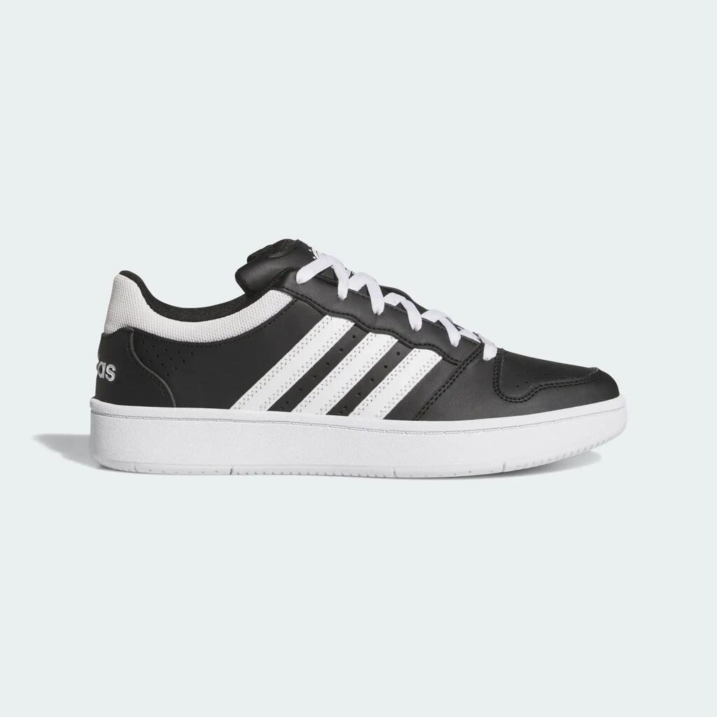BLACK / WHITE