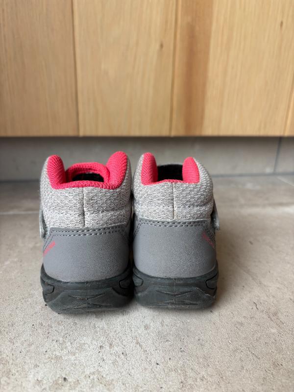 Entre Particuliers - Chaussures de randonnée pour enfants MH100 à bande 3/5