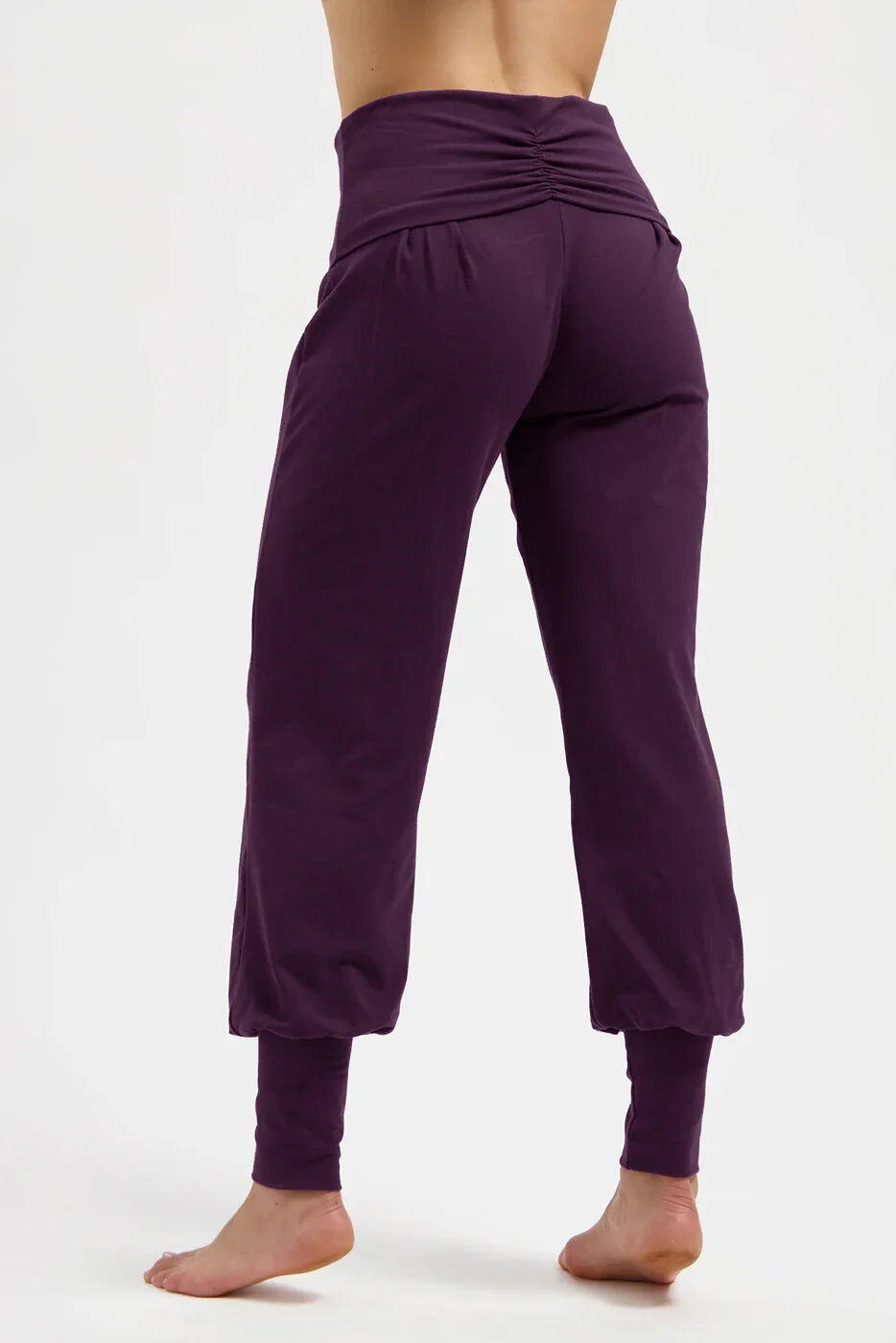 Devi - Comfortabele loosefit aladdin broek met omslagband- bio katoen- Aubergine 3/5