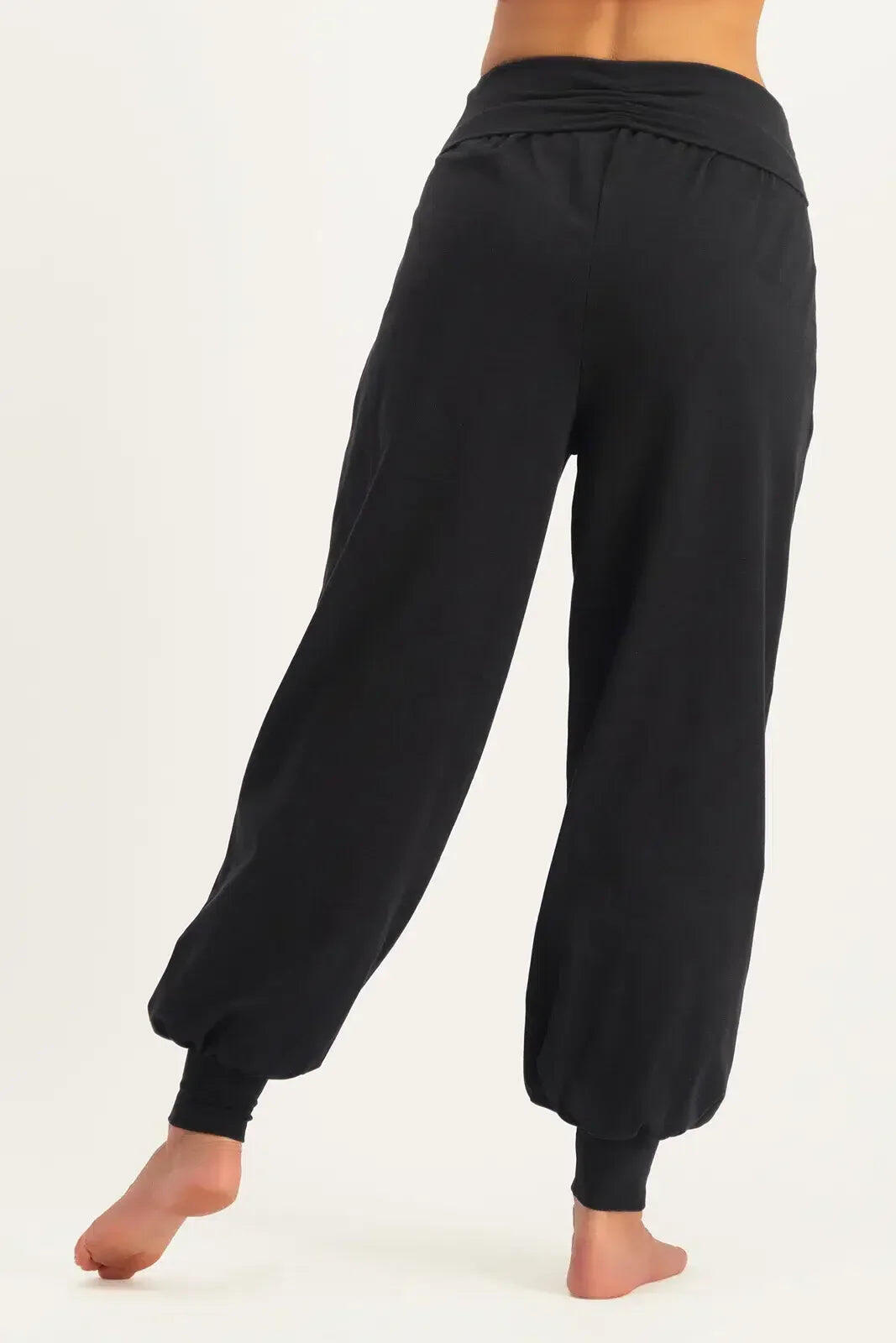 Rhea Harem Pants - Onyx Black 3/5