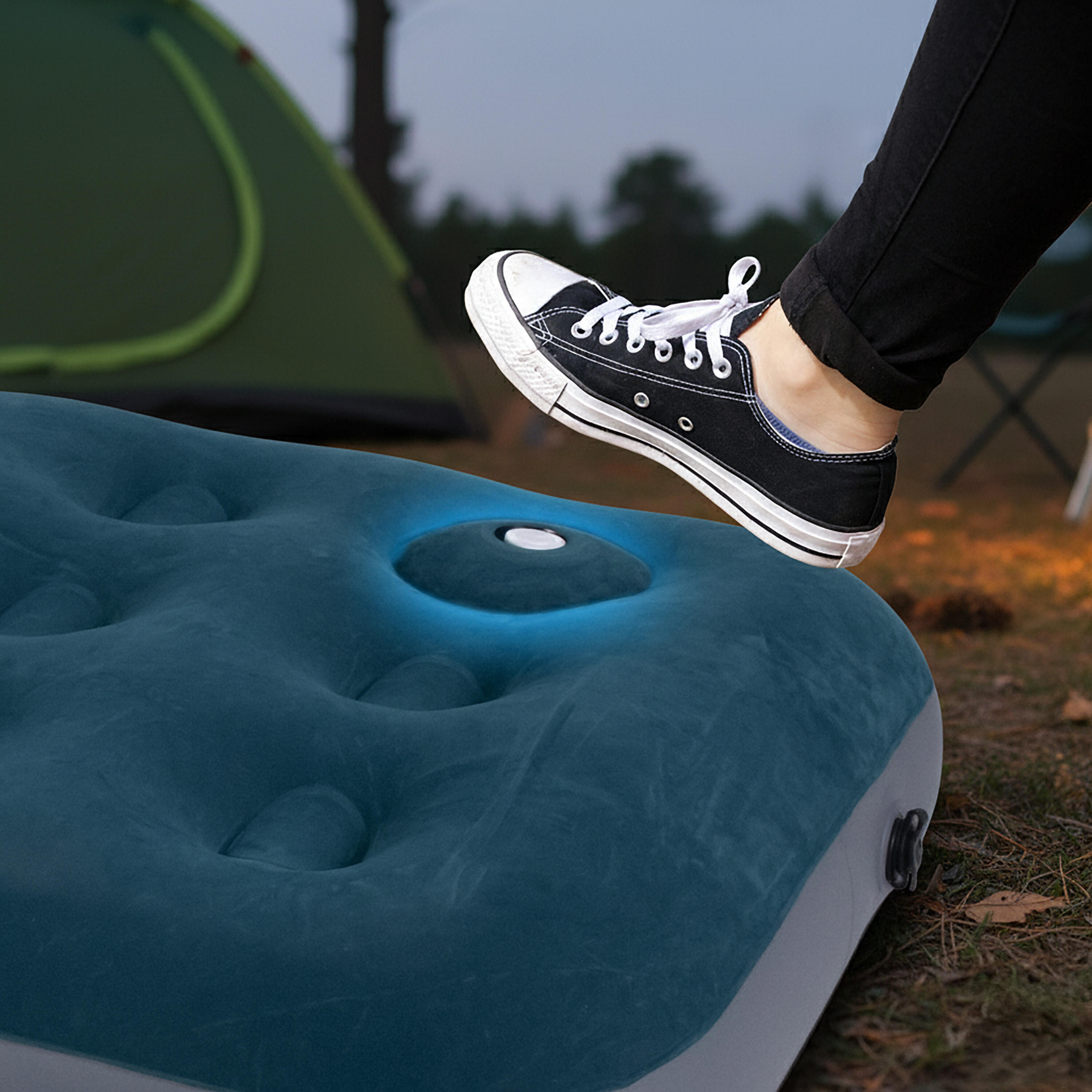 Luftmatratze Camping 2 Personen 191x137x22cm Luftbett mit Fußpumpe Camping 5/7