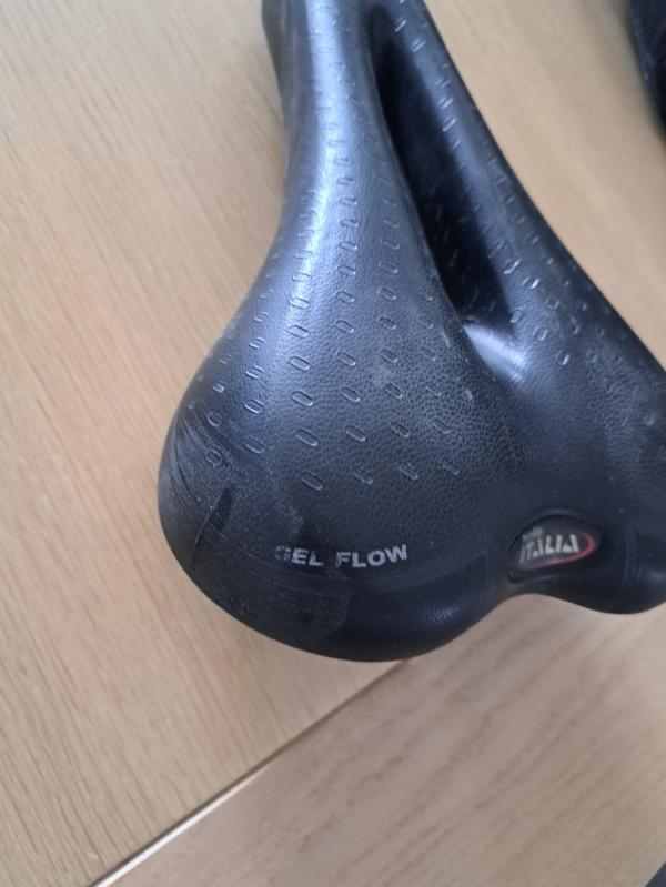Entre Particuliers - Selle en gel confortable Italia 3/3