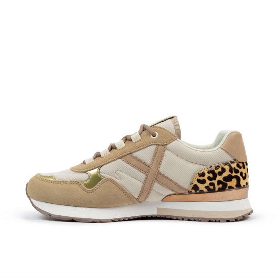 Baskets Munich modèle 8816061 pour femmes 2/5