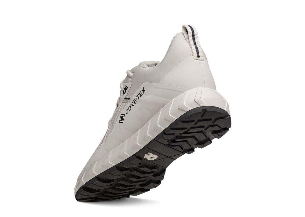 CITY HOPPER LOW 1 GTX M 10089 0105 White/Navy 3/5